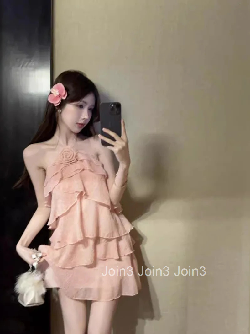 Pure Desire Ruffled Design Hanging Neck Dress Fashion Spicy Girl Backless Flower Multi-layer Dress Elegant Sweet Fashion 6YDL