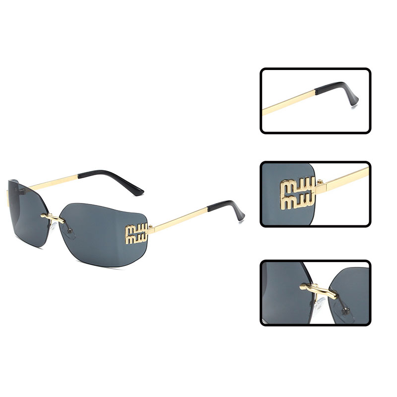 Classic Unisex Sunglasses - Timeless design perfect for cycling and sightseeing, with full UV defense.