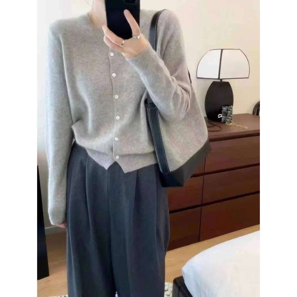 100%Cashmere Knit Cardigan Women's Round Neck Autumn And Winter Wool Sweater Small Loose Short Slimming Coat 250806
