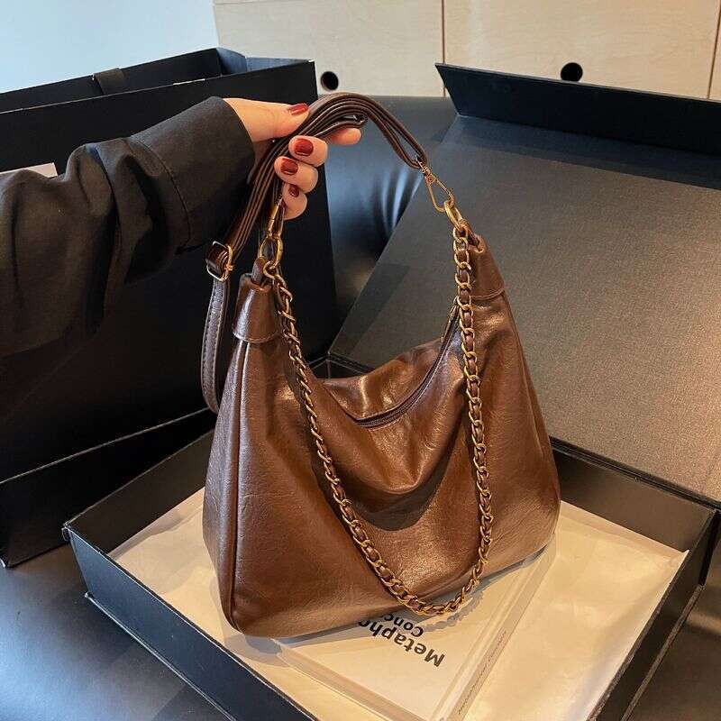 Simple Large Capacity For Women's Autumn And Winter Fashion Chain, Single Shoulder Armpit Versatile Crossbody , Tote