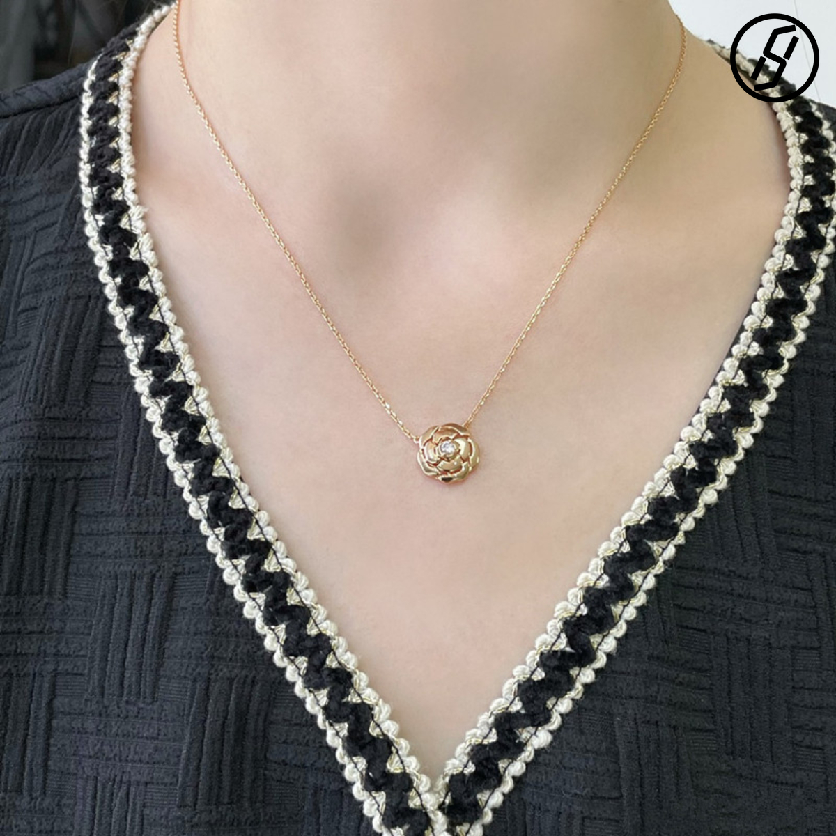 Hot Selling Camellia Glossy Small Flower Hollow Layered Sier S Necklace Designer Women Original Jewelry TUES