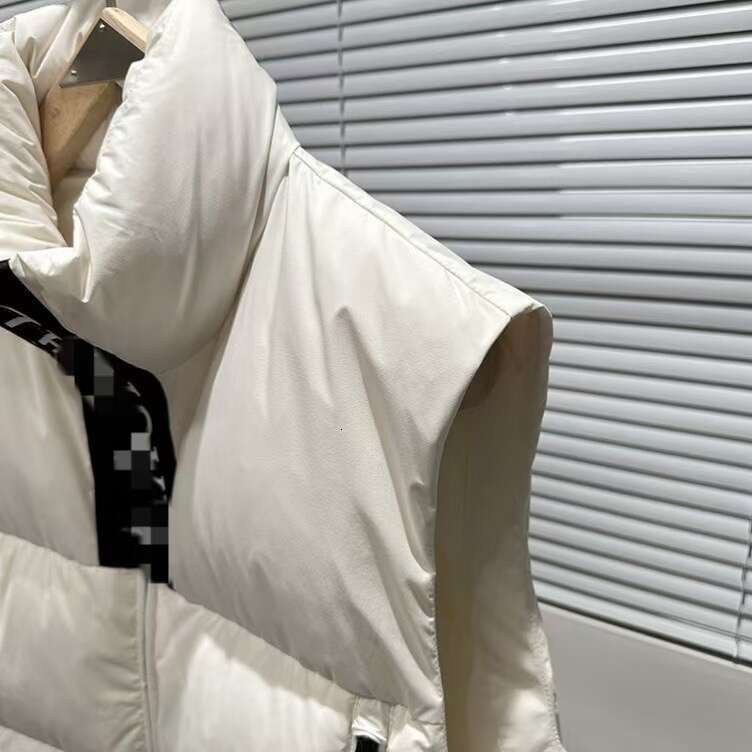 2025 New Winter Down Vest For Both Men Women, Popular In Counters, Classic And Fashionable