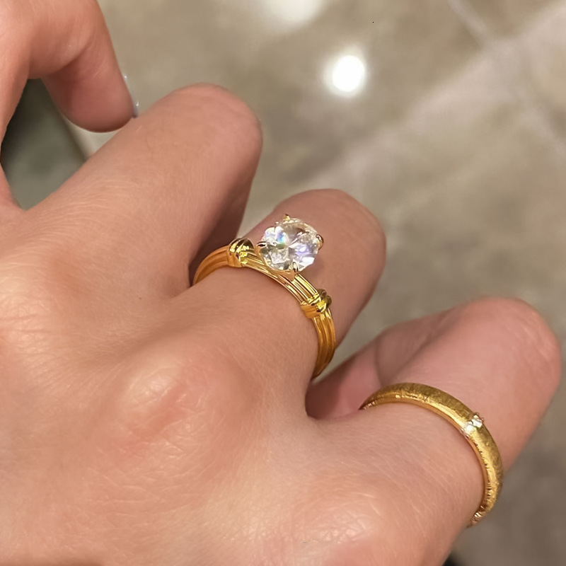 Hui Zhi Yi Jewelry S Silver Gold-Plated Oval 6*8mm Single mond for Women Simple and Elegant Starburst Women's Ring