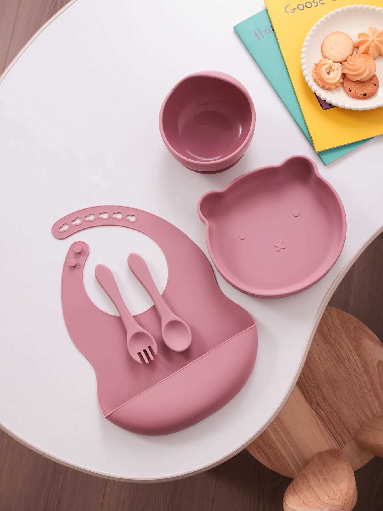 5PCS Bear Silicone Baby Feeding Set Suction Plate Spoon Fork Bib BPA Free Toddler Weaning Essentials Childrens Tableware X250806