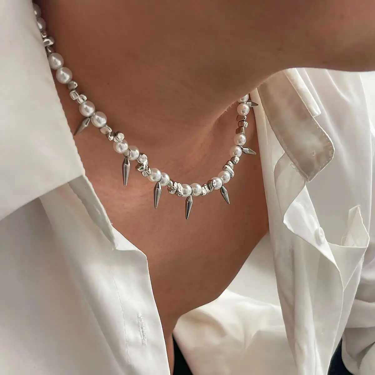 Ingemark Hip Hop Stainless Steel Imitation Pearl Chain Necklace for Men Trend 2025 Goth Rivet Pendant Choker Grunge Jewelry Gift Y250805