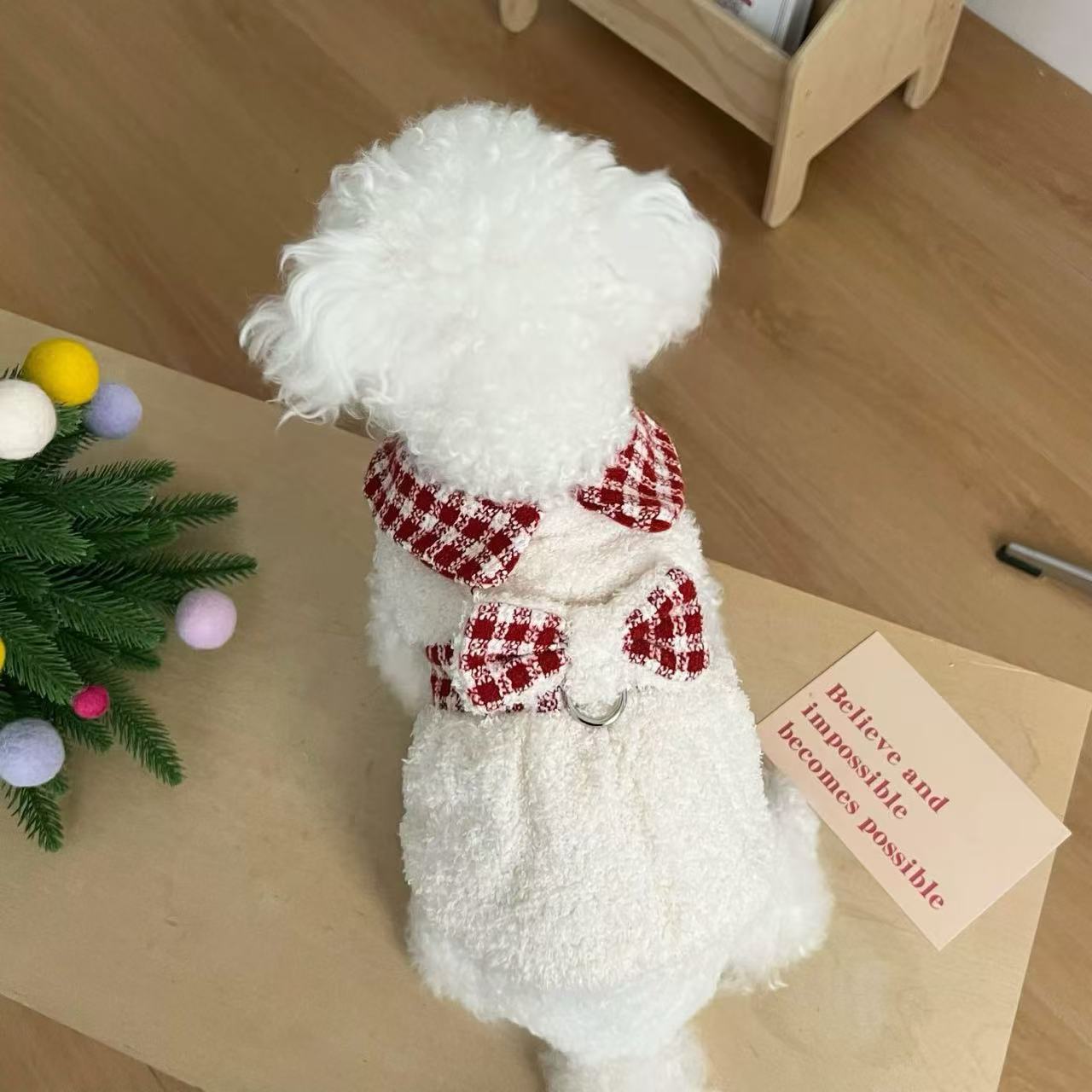 T909 Dog clothes autumn and winter cat small puppy small body Bichon Teddy Pomeranian Christmas warm sleeveless cotton skirt