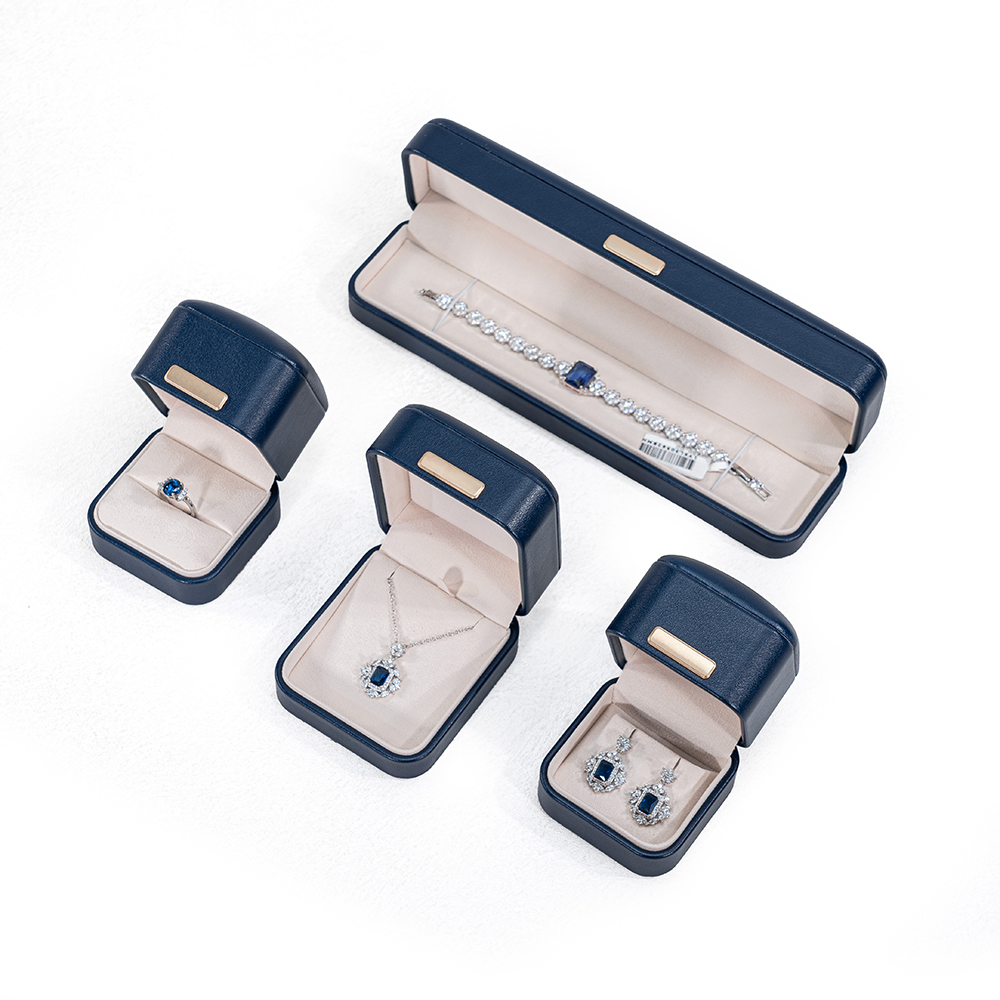 Premium Tailor-Made PU Leather Gift Box | Chic Accessory Holder