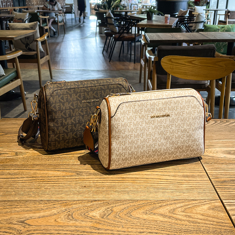 MKF designer bag free shipping Light luxury High quality casual fashion tote bag letter versatile classic Underarm bag for woman