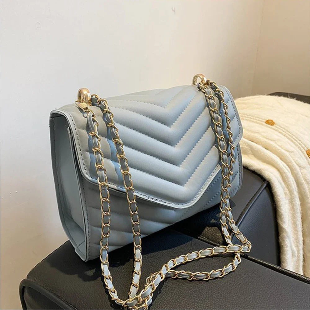 Womens One Shoulder Fashion Retro Small Square Bag Crossbody Handbag Minimalist Style Womens Chain Bag Suitable for Travel-ll 250806