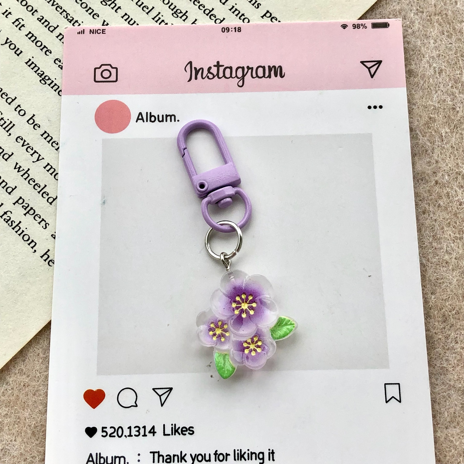 Colorful luminous three peach blossom keychain cute best friend student gift stall promotion gift pendant bag accessories