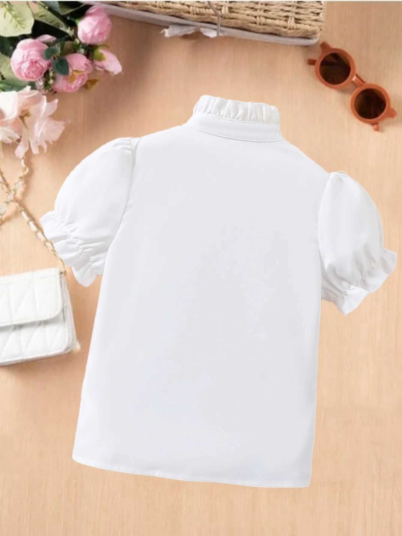 New summer girls shirt white short sleeves ruffled decoration comfortable and breathable. X250806