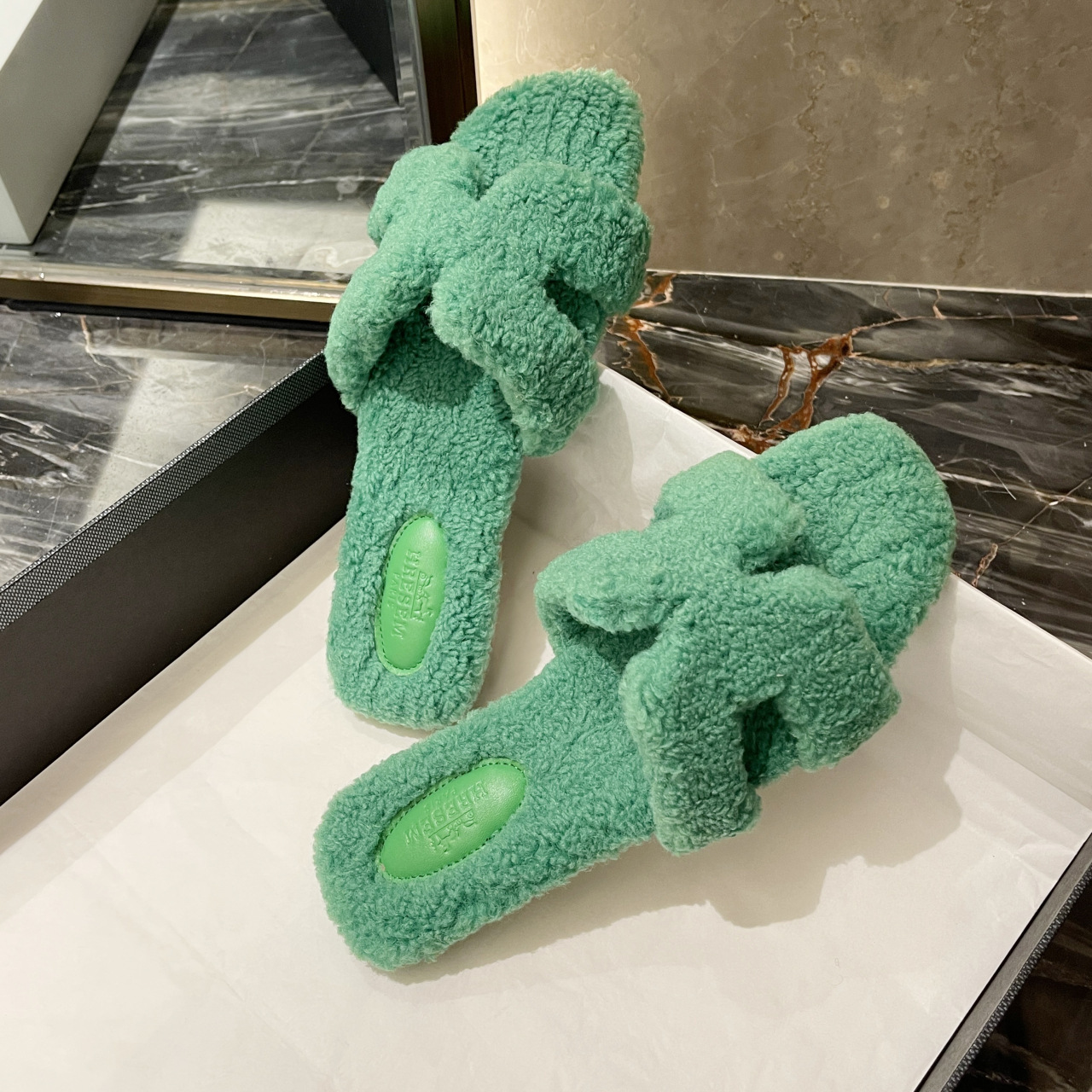 Free delivery designer Slippers Booties Half drag suede fur slippers for women one line drag for outdoor wear