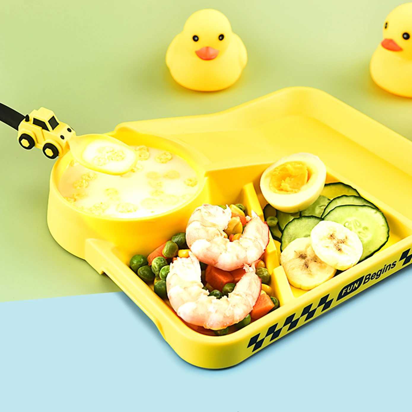 Childrens Feeding Dish Set of Dishes for Baby Stuff Suction Cup Plate Aesthetic Tableware for Kids Plates Utensils Dinner Kit X250806