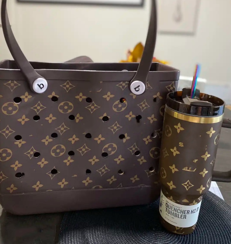 US Warehouse Designer Shopping Bags With L Letter 40oz Tumbler Cups Custom Bogs Totes Rubber Silicone Eva Plastic Beach Bags Women Handbags Summer Baskets