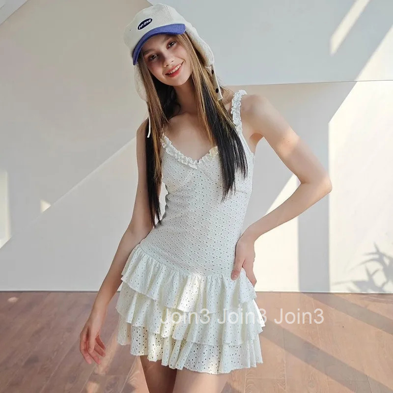 Sexy A-LINE Dress Women Summer New Fashion Sleeveless Black Slim Mini Dresses Casual Streetwear Club Elegant Party Pleated Dress