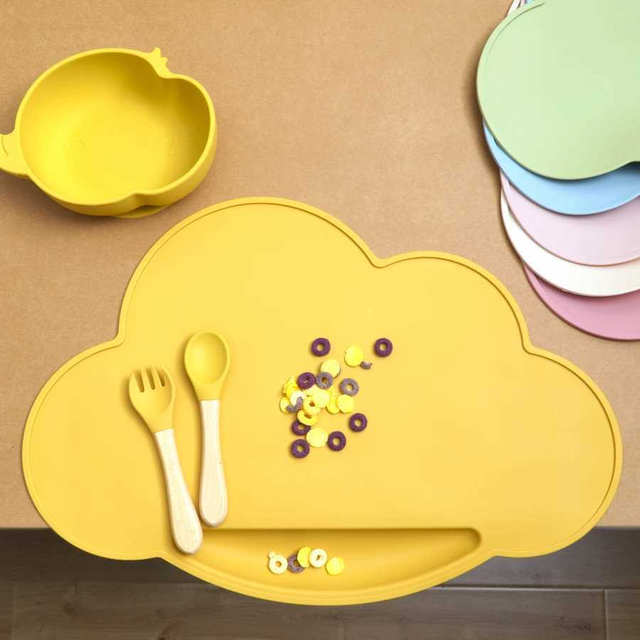 1pc Silicone Cloud Shape Baby Placemat Portable Placemat for Feeding Dishes Plate Kids Non-slip Plate Mat Childrens Tableware X250806