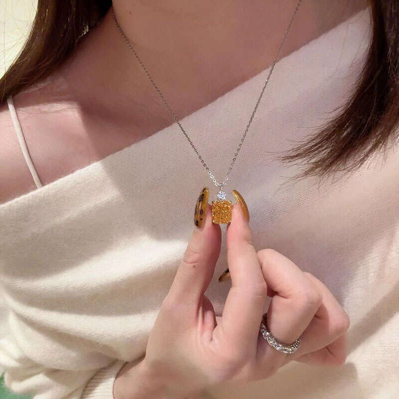 Vintage Mid-Age Style Colorful Gemstone Square Yellow Dia Necklace Niche Simple Design Gentle Versatile Elegant Choker