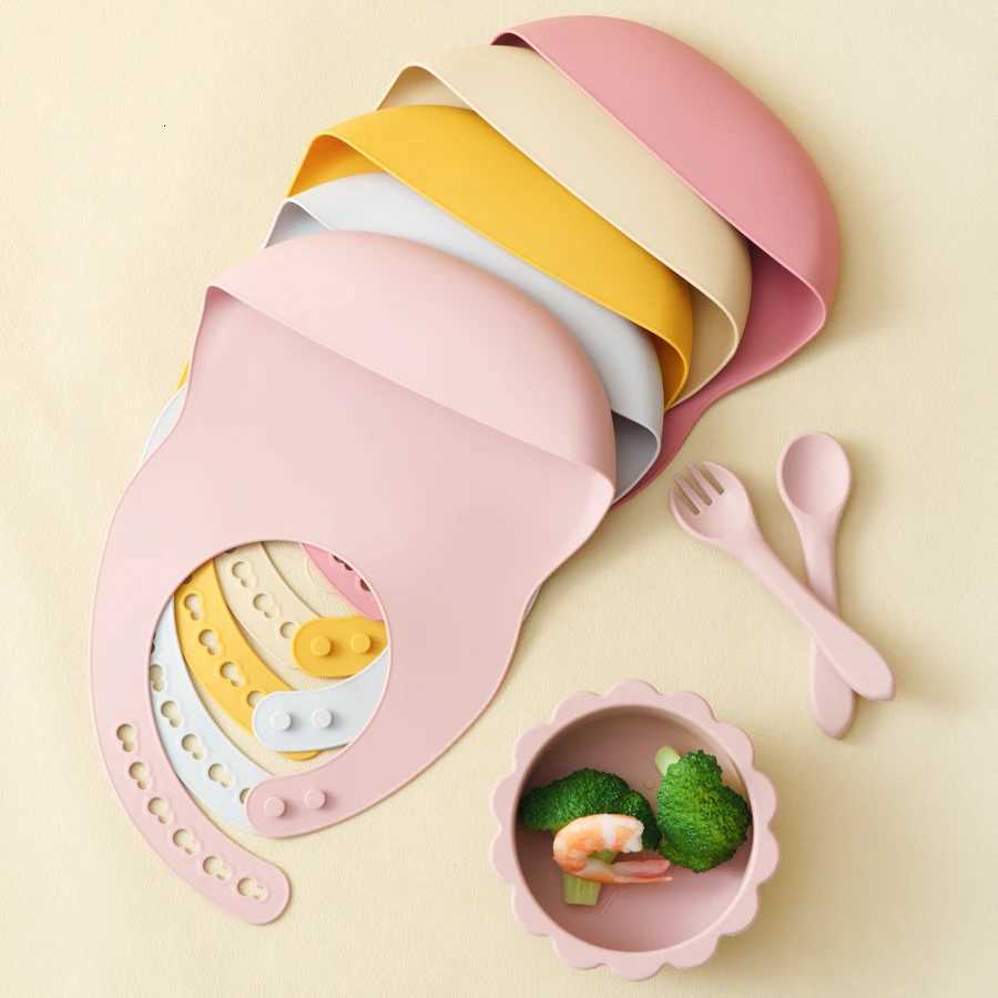4PCS Baby Silicone Feeding Set Waterproof Baby Bib Suction Cartoon Plates Plate Sucker Bowl Training Fork Spoon Baby Supplies X250806