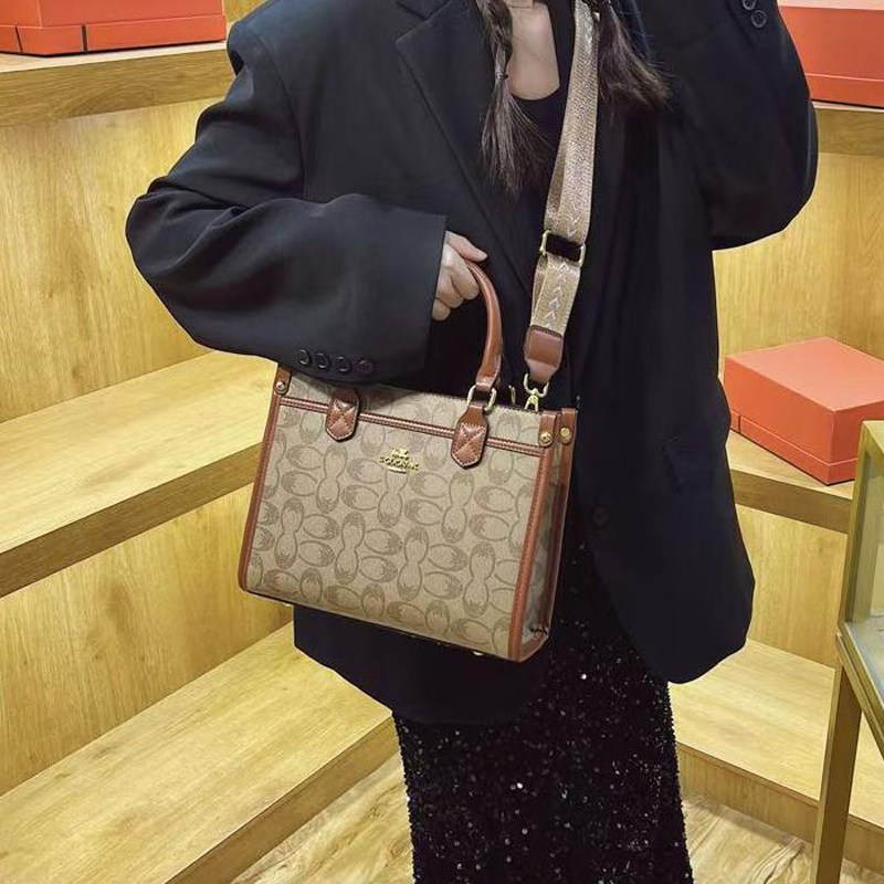 Designer Bag Shoulder Bag Wallet Luxury Bag Crossbody Handbag Tote High Quality High Capacity Black Printed New Shoulder Designer Bags006