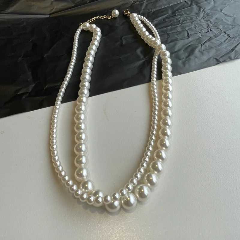 Stacked Wearing Double-layered Pearl Necklace Womens Simple Design Clavicle Chains Elegant Short Choker Jewelry for Party Y250805