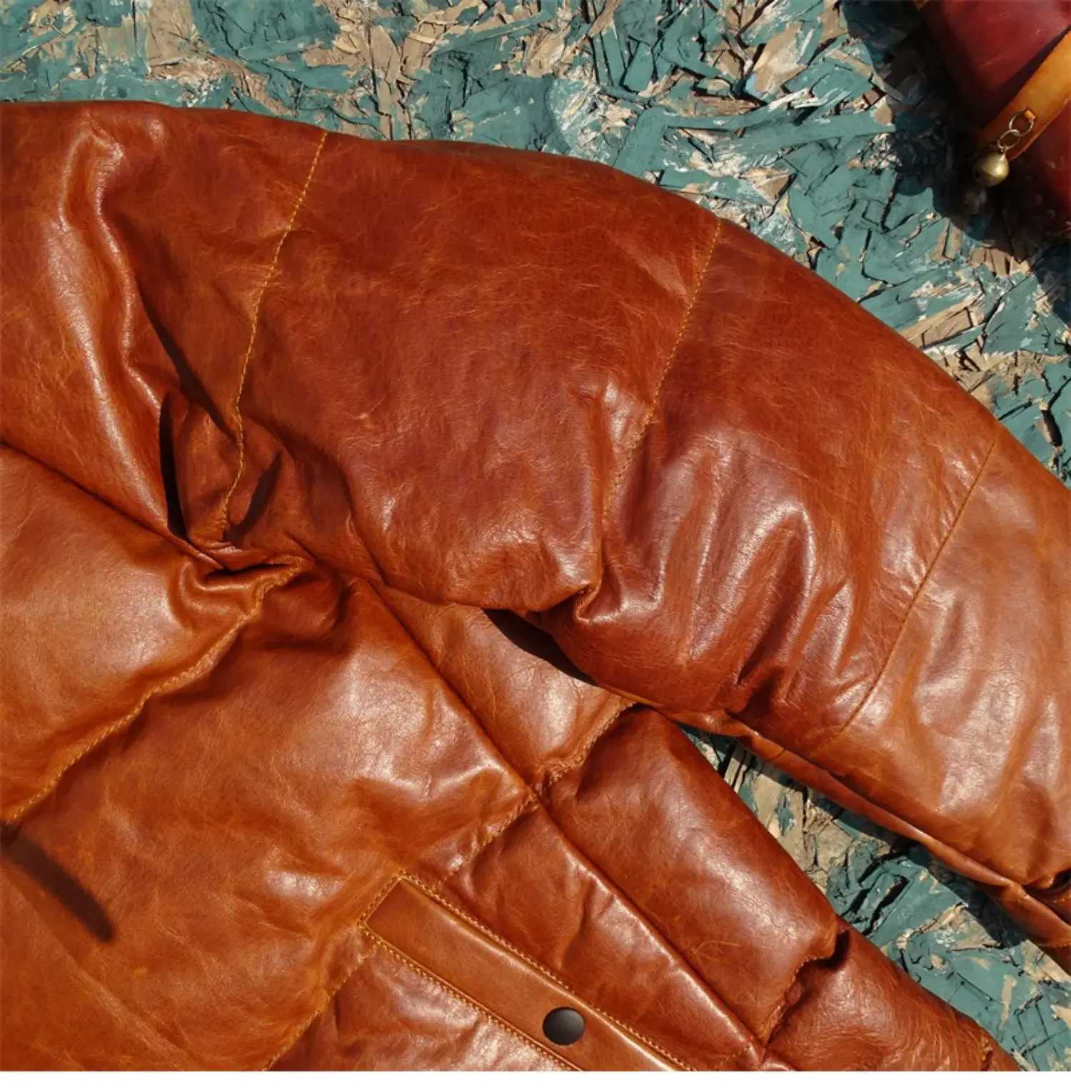 Hooded Oblique Zipper Horseshoe Sleeves Imported Wax Beeswax Color To Make Old Horse Leather Mens Down Jacket. W250806