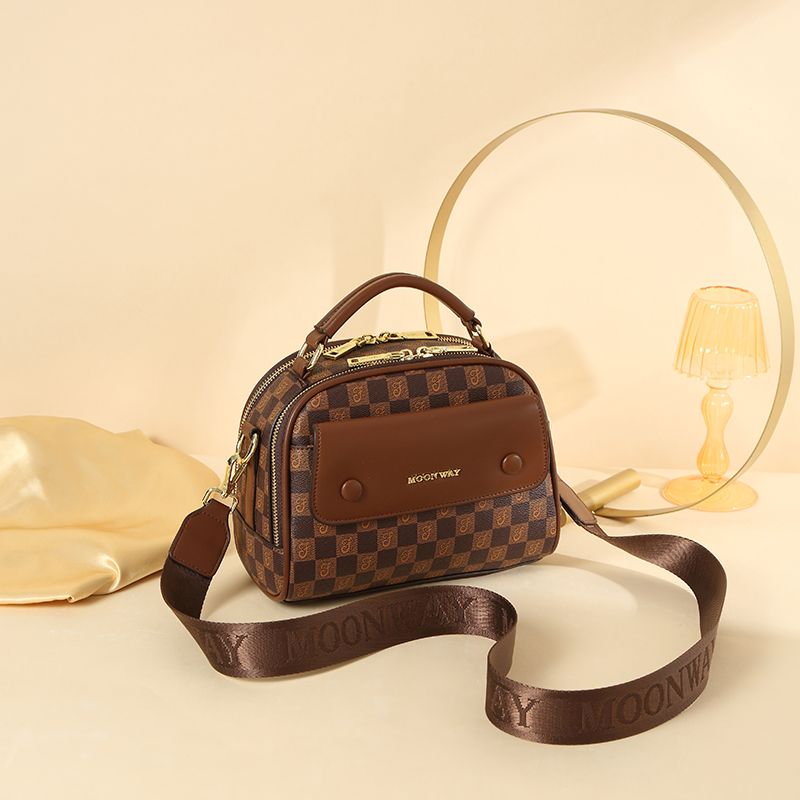 MKF Designer bag free shipping 2025 new fashionable temperament Boston bag high-end printed shoulder crossbody bag for women