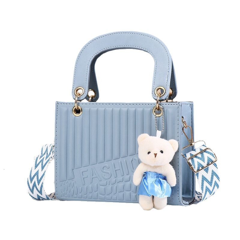 New Fashion High-End Handbag for Women, Quilted Embroidery Small with Bear Pendant, Single Shoulder Crossbody Square Bag