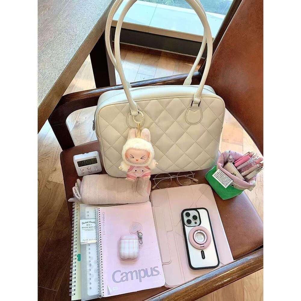 Designer Bag Tote Shoulder Bag Waffle Quilted Toast For Women Niche Design Commuter Boston Versatile High End Feel Single Tote