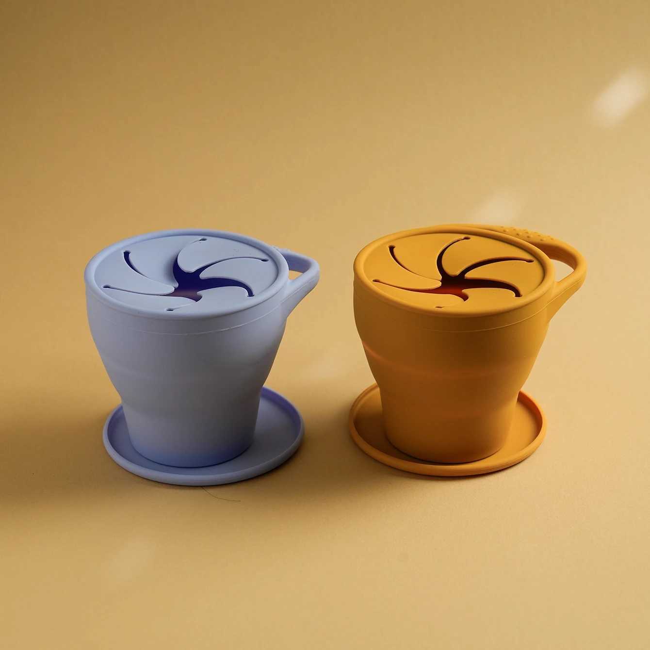 1Pcs Solid Colors Baby Snack Cup Collapsible Portable Food Storage Box Silicone Feeding Snacks Container With Lid Baby Supplies X250806