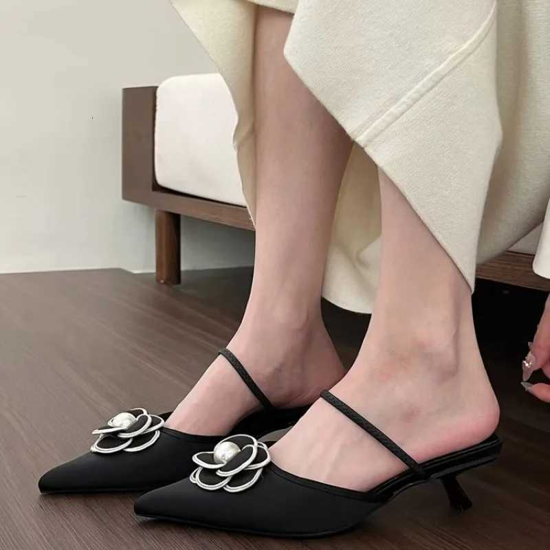 Flower Pointed Toe High Heels Women Luxury Designer Sandals Female Summer Elegant Fashion Pumps Woman Flower Mule Slippers Women XJ250805