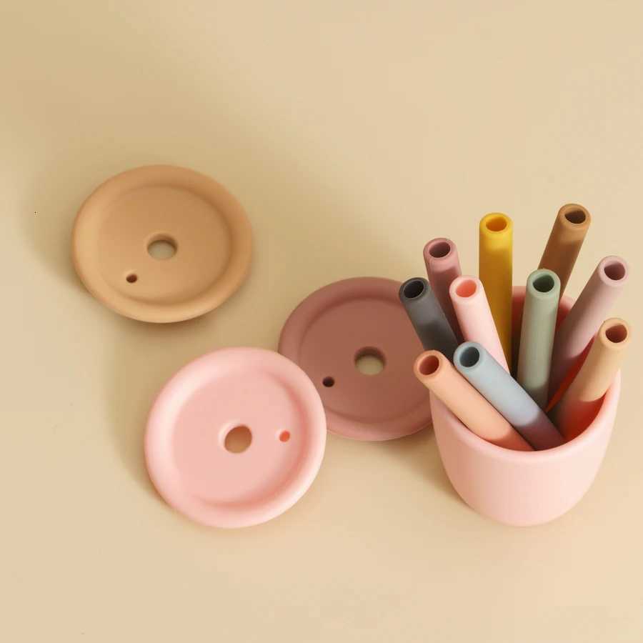Baby Feeding Drinkware Straw Water Cup Baby Learning Feeding Bottles Leakproof Silicone Tableware Baby Accessories X250806