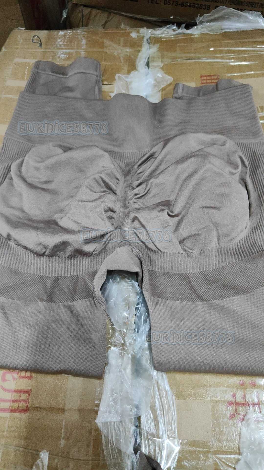 15 Colors Nylon Yoga Women Seamless High Waist Smile Pants Peach Hip Fitness Outdoor Sports Leggings Women H250806