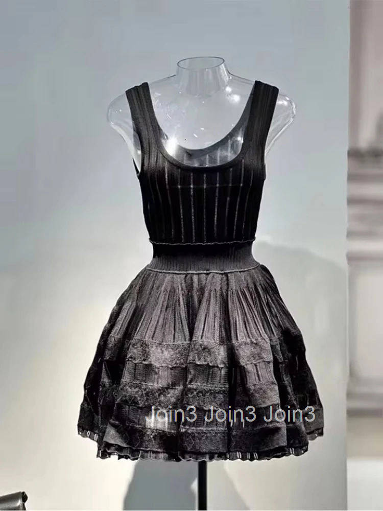 Paris Luxury Brand Design Women Elegant Dress Sexy Casual Street Party Sleeveless Solid Color Hollow Out Chic Lady Mini Dresses