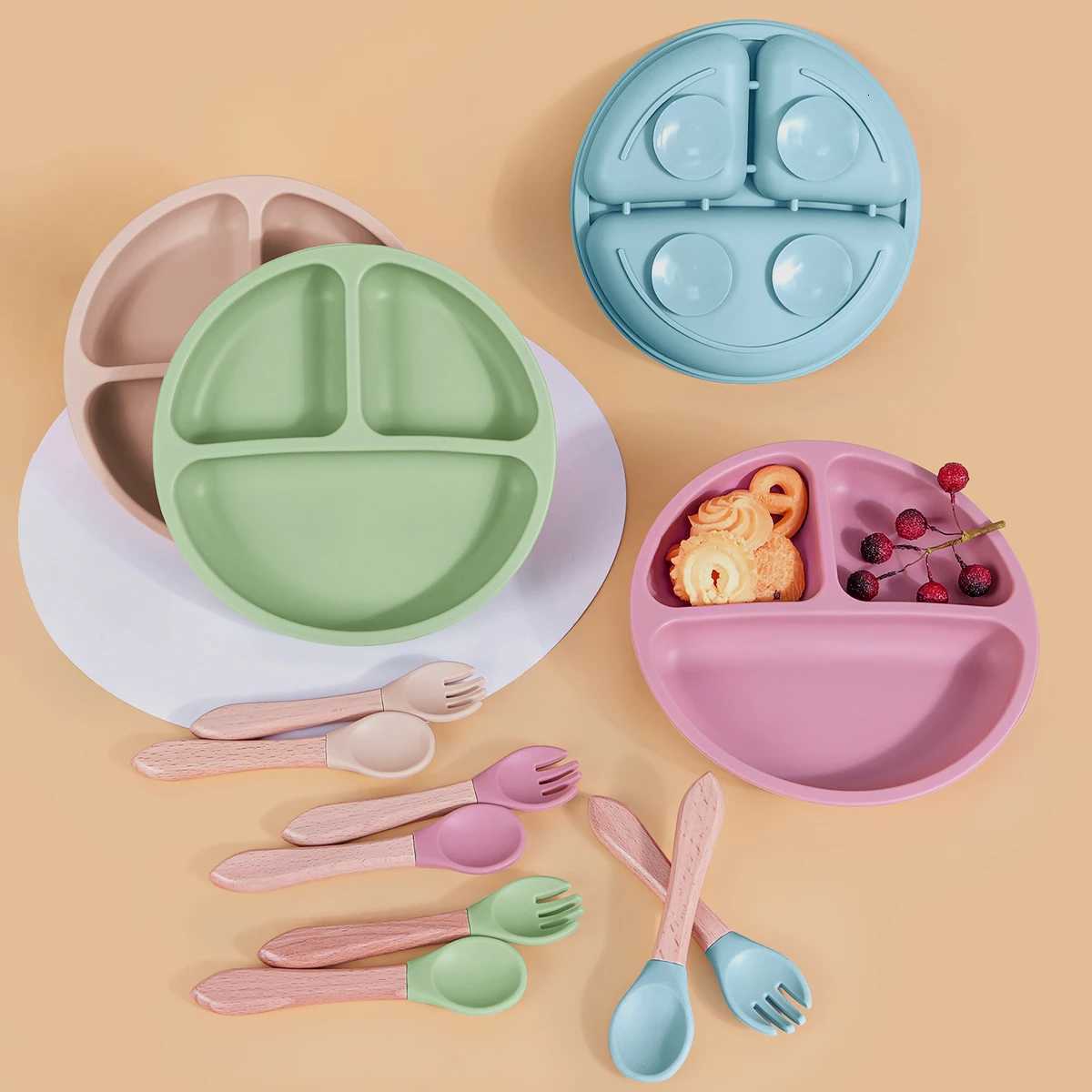 3PCS Baby Silicone Feeding Set BPA Free Suction Plate Divided Plate Spoon Fork Silicone Bibs Children Tableware X250806