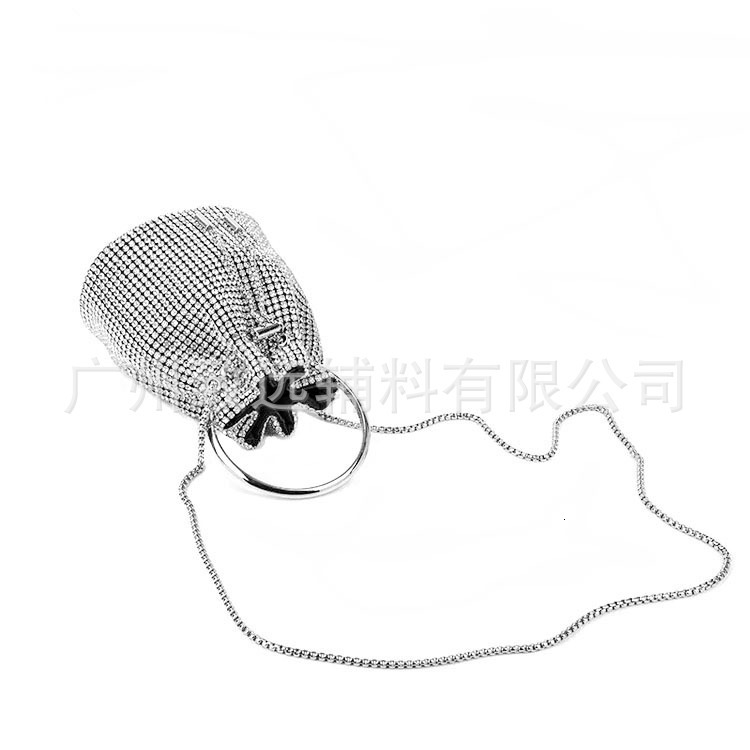 Designer 2025 new diamond bag bucket bag fashionable and exquisite chain shoulder crossbody bag