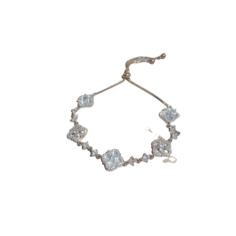 High-end Four Petal Clover Flower Bracelet Shell Pearl Zircon Stones 5 Flower Charm Chain Bracelets Women Gift wholesales drop ship