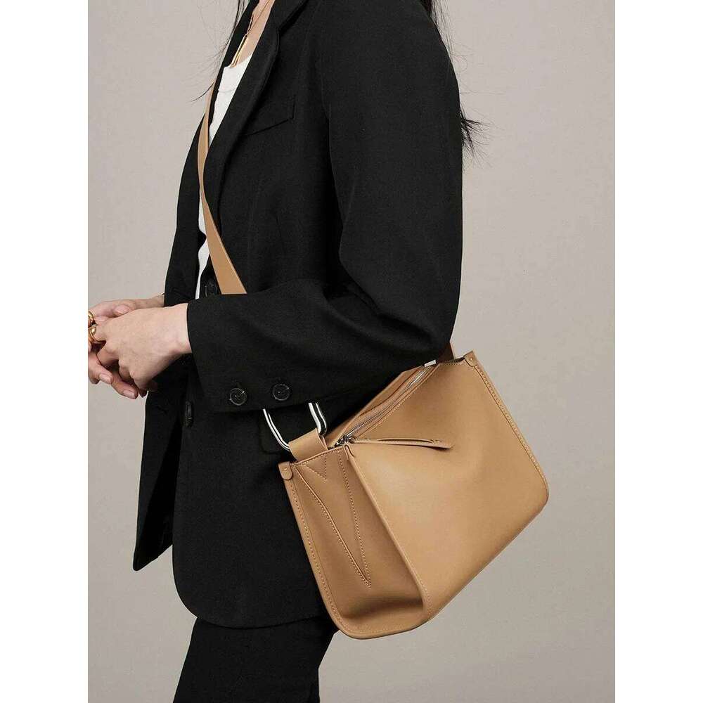 Women's Retro Cowhide Shoulder Boston Pillow Bag Female Cow Split Leather Crossbody Bags Ladies Fashion Designer Handbags 250731