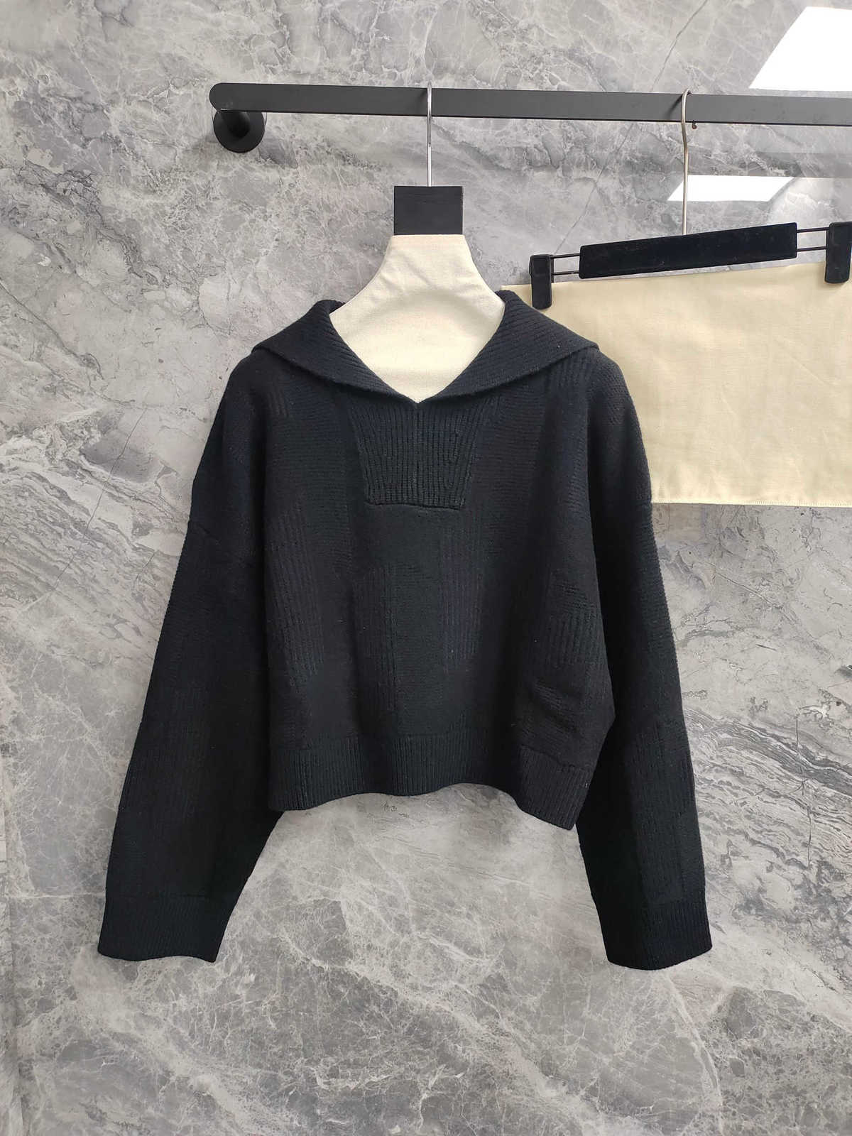 Women's Sweaters Designer he25 Autumn Winter Navy Blue Collar Knitted Sweater Classic Versatile High Quality Fashion Women Top 6Z9L
