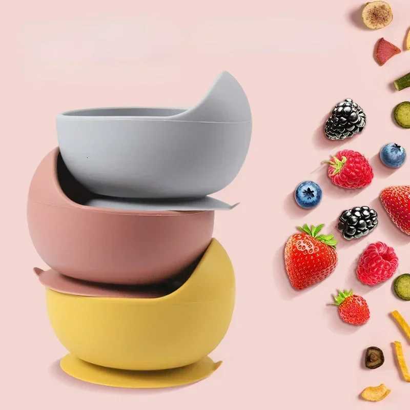 Food Grade Silicone Child Dish Set Baby Feeding Bowl Suction Plate Straw Cup Wooden Spoon Fork for Kids Tableware Toddler Dishes X250806