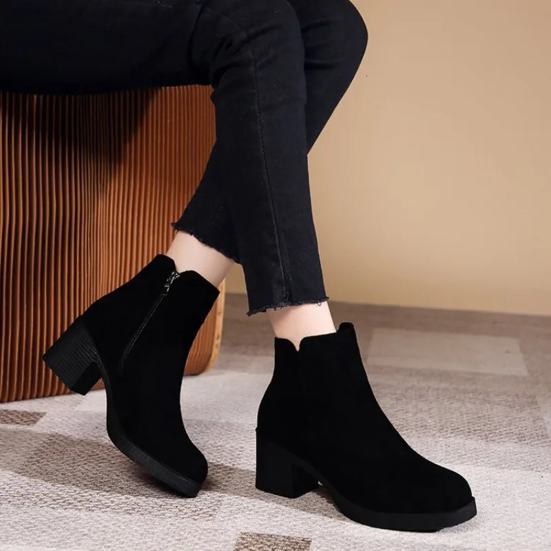 Suede Short Boots Style Coarse Heel Round Head British Style Matte Leather Black Middle Heel Kick Bare Boots Platform 250805