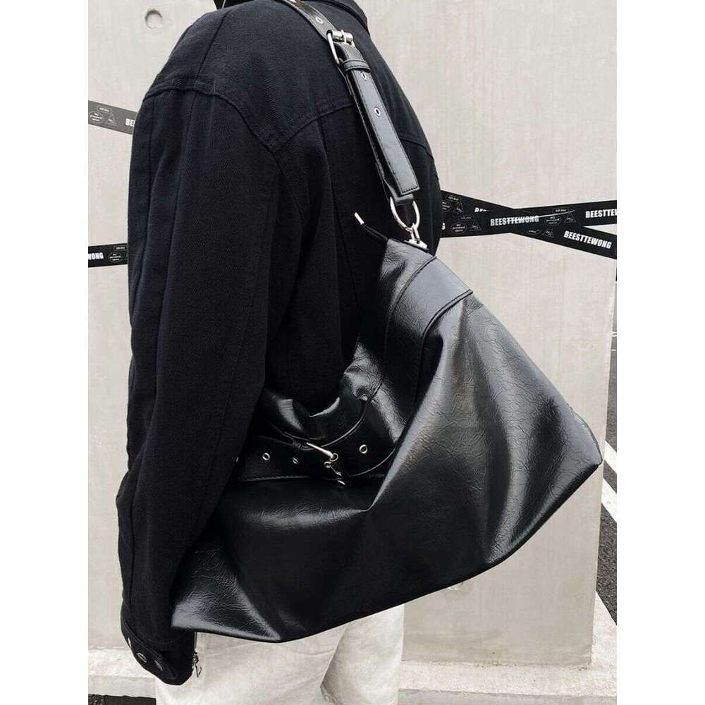 Designer Bag Tote bag Shoulder bag Niche Design Large Capacity New Unisex Oil Wax Leather Single Crossbody