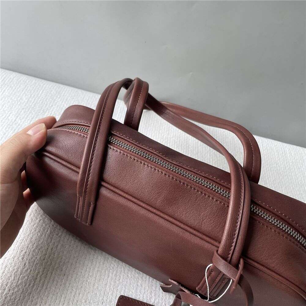 Designer Bag Tote Shoulder Bag New Genuine Leather Handbag Underarm Fashion Versatile Simple Bowling Large Capacity Baguette
