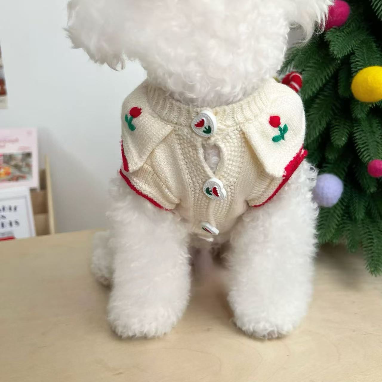 T905 Autumn and winter dog clothes winter warm small puppy small body Bichon Teddy Schnauzer cute cardigan sweater