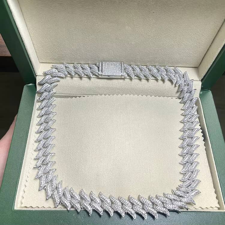 Hip Hop Jewelry Iced Out Necklace Gold Plated 925 Sterling Silver VVS Round Moissanite Spiked Shape Cuban Link Chain