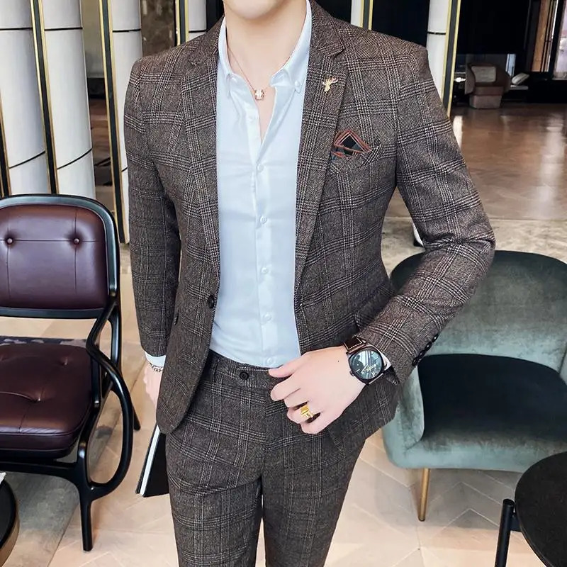 Mens Slim Fit Business Suit High Quality Boutique Fashion TwoPiece Set Handsome Trend Banquet Four Seasons Trousers Included 250807