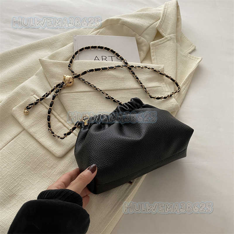 High-quality Texture Chain Pleated Cloud Bag 2024 Summer New Niche Design Lychee Pattern Single Shoulder Bucket Bag H250806