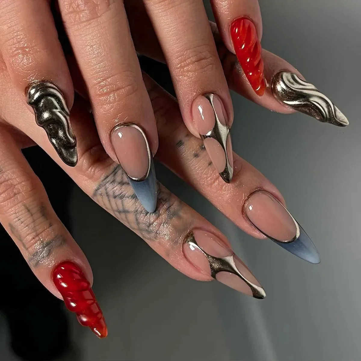 Silver Cool Water Ripple Press on Nails Ins Almond Shape False Art Nails Punk Y2K Red Long Pointed Fake Nail Charms Tip Manicure M250807