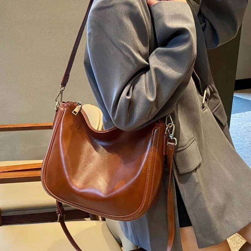 2024 Quality Cow Leather Shoulder Crossbody Women Handbag Fashion Casual Tote Bucket Bag Large Capacity Solid Color 20250805