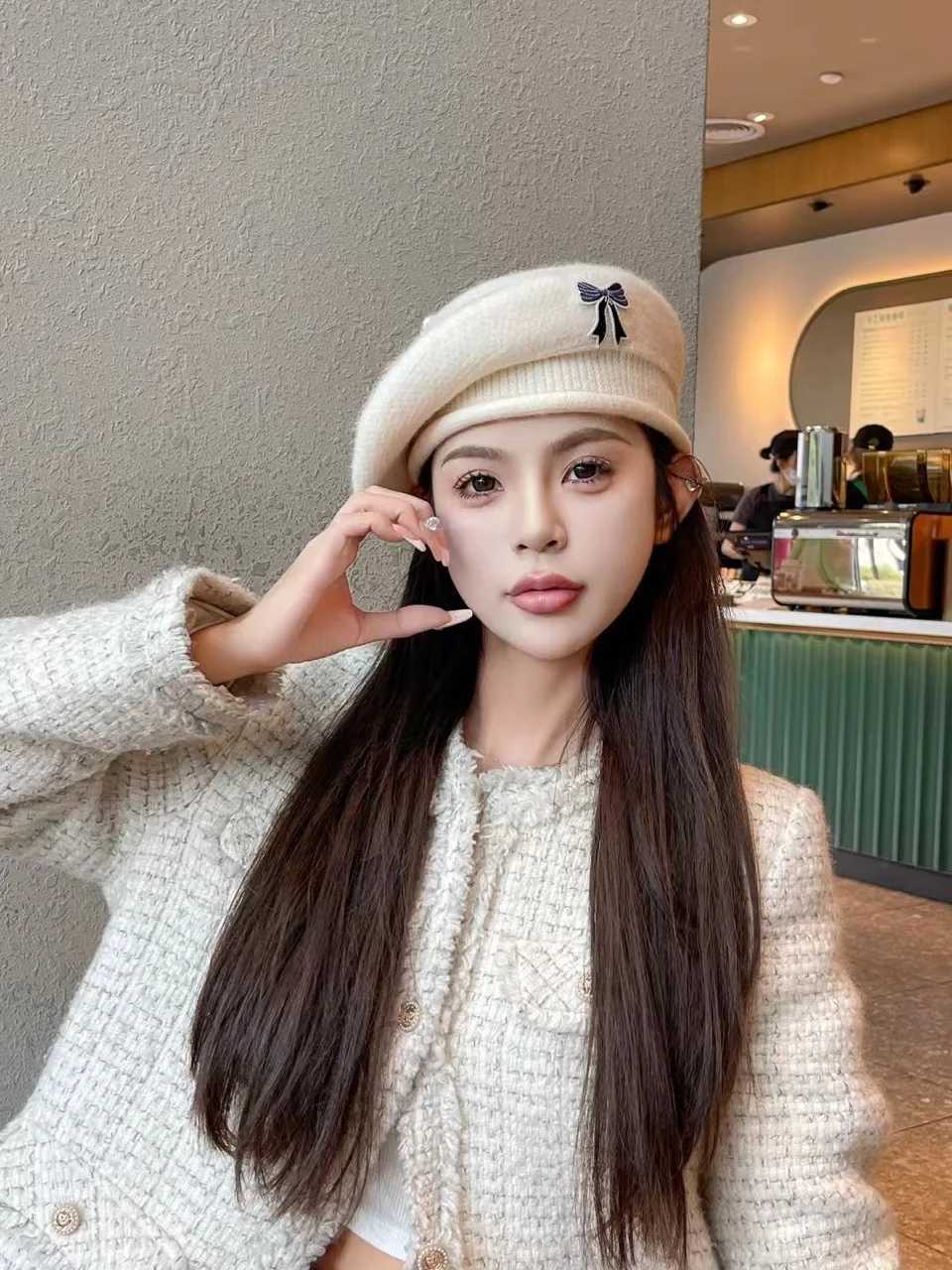 2025 new large-scale curling edge casual versatile bow sticker knitted beret simple and comfortable trendy hat XJ250807