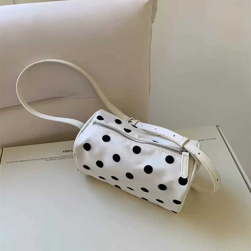 Designer Polka Dot Shoulder Bag Casual Chic Toast Handbag Women Zipper Pillow Bag Korean Style Everyday Commuter Purse White Z250807